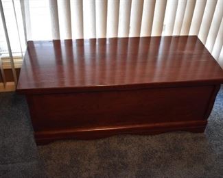 Beautiful Vintage Cedar Chest complete with Tray