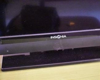 Insignia Flat screen TV in great working condition!