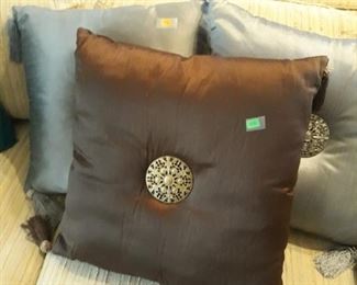 Decorative pillows
