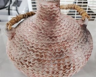 Stella Shutiva pottery vase olla jar