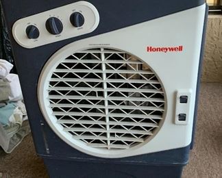 Honeywell indoor/outdoor Evaporative Air Cooler $300