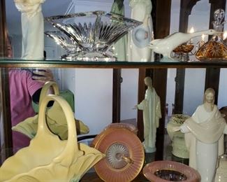 Basket Hull art - W4G-10 1/2, Lladro,  camphor glass,  