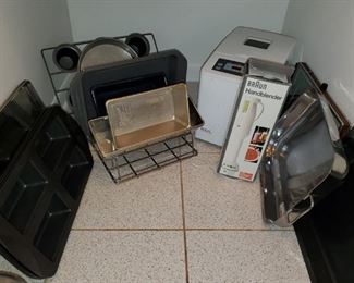 Regal bread machine, pans, baking dish, bread pans 