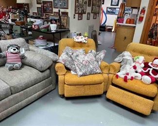 Retro recliners are SOLD