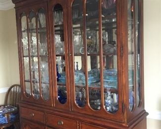 Beautiful hutch with large amount of storage.