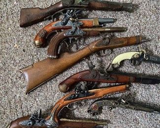 FAUX FAKE Muskets