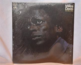 DSC 1328 FEATURING A LARGE COLLECTION OF&nbsp;JAZZ RECORDS (Spanning 3 Generations of Collecting)&nbsp;What you see in the pictures that follow represents less than 25% of the Alan Javorcky Collection; which numbers more than 1,540 albums nearly all are Jazz Albums.&nbsp;We will be selling this as one complete collection. Serious Collectors&nbsp; may view the Collection, by appointment only,&nbsp; &nbsp;Please contact me to make an appointment to see the Collection. Appointments will begin on&nbsp; March 16th-30th.&nbsp;Offers will be taken on the entire collection and the best offer received by noon on March 31st&nbsp;will own the collection.&nbsp; Phone, text or email me at 615-364-3726 or parker@pes3d.com&nbsp; to make offers or to&nbsp; see the collection.&nbsp;