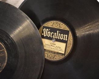 DSC 1531 FEATURING A LARGE COLLECTION OF&nbsp;JAZZ RECORDS (Spanning 3 Generations of Collecting)&nbsp;What you see in the pictures that follow represents less than 25% of the Alan Javorcky Collection; which numbers more than 1,540 albums nearly all are Jazz Albums.&nbsp;We will be selling this as one complete collection. Serious Collectors&nbsp; may view the Collection, by appointment only,&nbsp; &nbsp;Please contact me to make an appointment to see the Collection. Appointments will begin on&nbsp; March 16th-30th.&nbsp;Offers will be taken on the entire collection and the best offer received by noon on March 31st&nbsp;will own the collection.&nbsp; Phone, text or email me at 615-364-3726 or parker@pes3d.com&nbsp; to make offers or to&nbsp; see the collection.&nbsp;