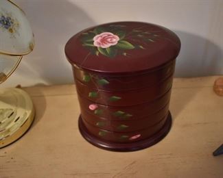 Antique Lacquer ware Oriental Jewelry Box