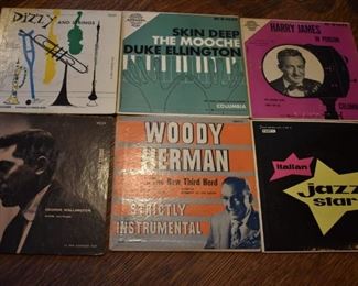 Wonderful Collection of Jazz EP 45 RPM Speed Vinyl Records with 2 Jazz plays per side! Although not counted in the total album count, these are a part of the Javorcki Jazz Collection and are a part of the package that will be sold by March 31st.