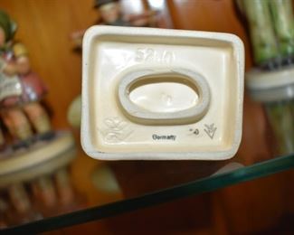 Hummel "Going to Grandmas"  TMK 1