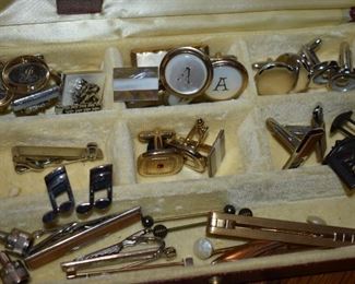 Lots of Beautiful Vintage Jewelry , more than is shown in these pictures