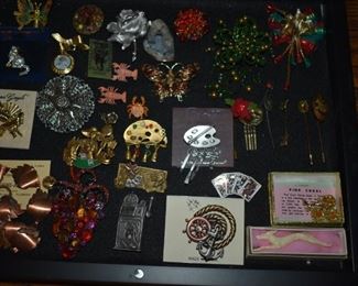 Lots of Beautiful Vintage Jewelry , more than is shown in these pictures