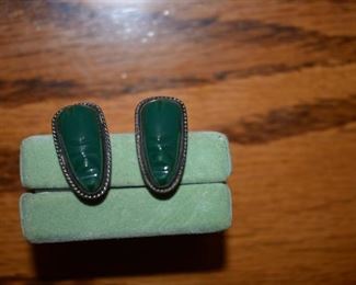 Lots of Beautiful Vintage Jewelry , more than is shown in these pictures