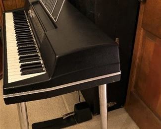 AWESOME WURLITZER MODEL 200A OLD SCHOOL ELECTRIC PIANO WITH SUSTAIN PEDAL & ORIGINAL ROLLING HARDCASE, ALL COMPLETE IN SWEET WORKING CONDITION. DONT MISS OUT ON THIS RARE FIND.