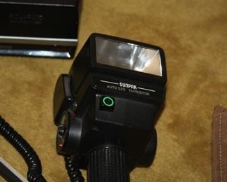 Sunpak 522 camera flash - asking $25