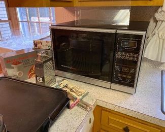Small kitchen appliances-microwave, coffee makers, toaster oven