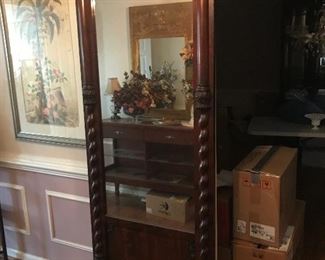 Oh what is not to love? My favorite piece but can’t use in my next home🥲 she is a beauty, not perfect but perfectly beautiful!