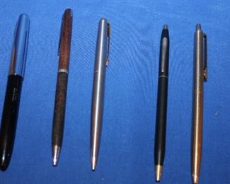LOT OF VINTAGE PENS, CROSS, PARKER, PARKETTE