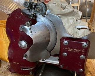 Meat slicer