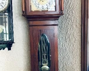 Tempura Fugit grandfather clock
22 wide 97 tall 14 deep
$5000