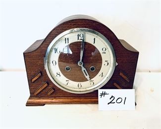 Tambour mantle clock
working / no  key
11 W 8.5 tall $75