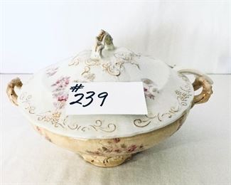 Labelle China Company soup tureen 
the bottom bowl is stained 
12 inches wide 
has ladle $20 