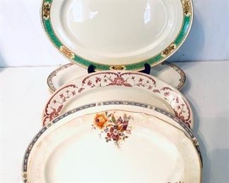 Lot of six vintage platters 
minor chipping 
12 to 15 inches long $40