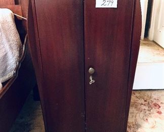 Small cabinet 
19 wide 35 tall 21 deep $260