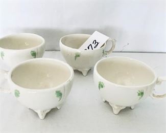 Set a 4Footed tea cups 
$25