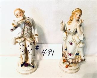 Pair of vintage figurines from Japan 7 inches tall $16