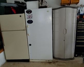 working refrigerator and freezer