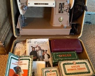 Vintage Singer 301A Sewing Machine w/ case