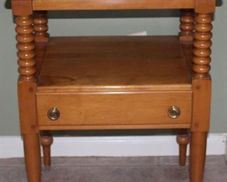 Willett Furniture Lancaster PA Amish Made Hand Crafted Solid Maple Bed Side Table (21” x 17 5/8” x 27 1/4”)