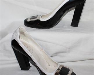 Roger Vivien Paris, Italy woman's size 9
