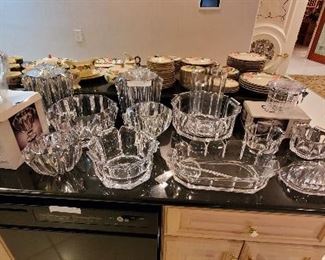 Acrylic crystal look table ware