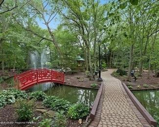 Red pond bridge