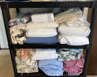 Linens, mostly king size sheets