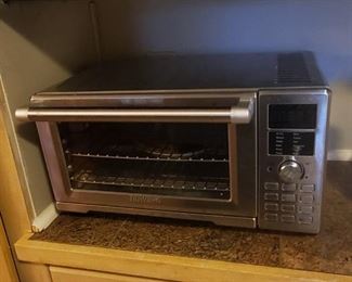 NUWAVE oven bakes, cooks pizza, infrared, conduction and convection oven