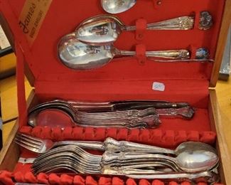 Silverplate.vintage monogrammed "B" Flatware.set
