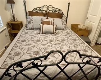 Brown and light blue Queen comforter and matching pillows