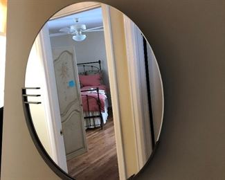 modern round mirror