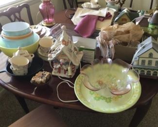 More items on dining table 