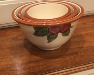 Vintage Franciscan APPLE Nesting Mixing Bowls Set of 3