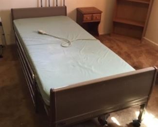 Electric hospital bed
