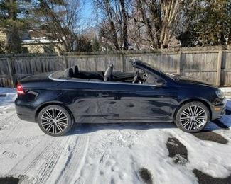 Volkswagon EOS Convertible - 2014