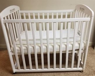 baby crib