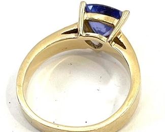 14k Gold Trillion Cut Tanzanite Ring CHH Signed SZ: 8.25	Size: 8.25 Center Stone: 7x7mm
