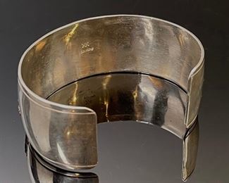 Navajo Gold & Sterling Silver Native American Storyteller Cuff Bracelet Signed KK Kee Brown	26mm W x 7in inside circumference	
