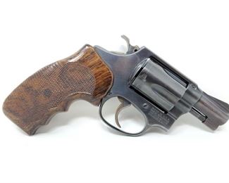 642	

Smirh & Wesson 36 .38spl Revolver
CA OK, No CA Shipping
Serial Number: 57J877
Barrel Length: 2"

California Transfer Available. CA transfer can only be done at the Bid Fast and Last office in Hesperia, Ca. NO CA SHIPPING!! $25 out of state shipping for a single handgun purchase with out insurance. Insurance cost varies by purchase amount. Shipping cost for multiple handguns or with rifles will also vary.